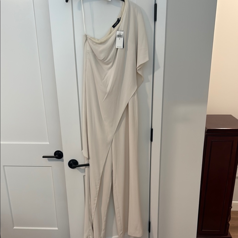Elegant Cream One-Shoulder Dress